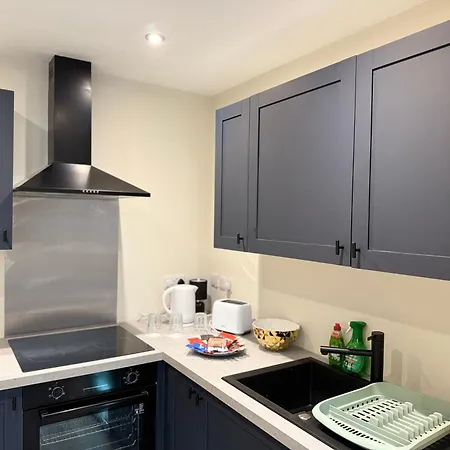 Garth House, 66 Clarence Street,