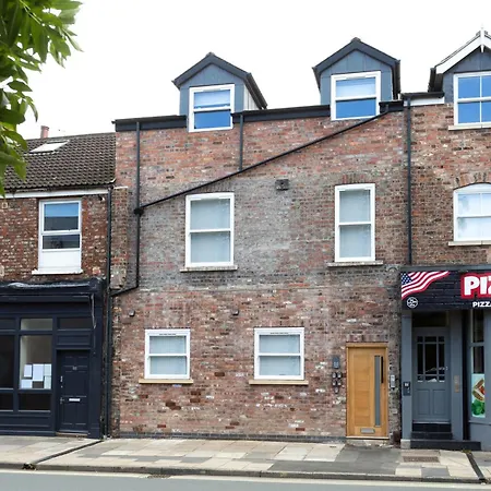 Garth House, 66 Clarence Street,